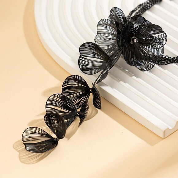 Women's Ginkgo Long Tassel Leaves Choker Statement Beachy Party Black Necklace - Picture 6 of 9